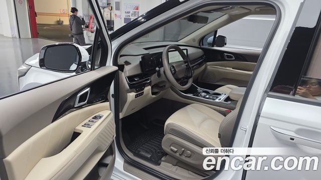 Kia Carnival (IV) HEV 7-Seater Hi Limousine Signature 2026 — фото 10