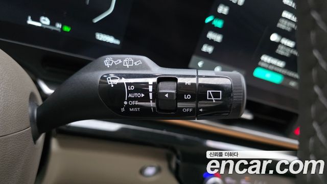 Kia Carnival (IV) HEV 7-Seater Hi Limousine Signature 2026 — фото 18