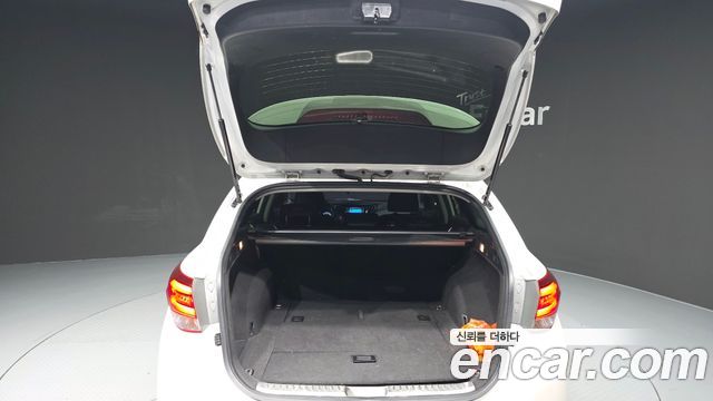 Hyundai i40 1.7 VGT PYL 2016 — фото 20