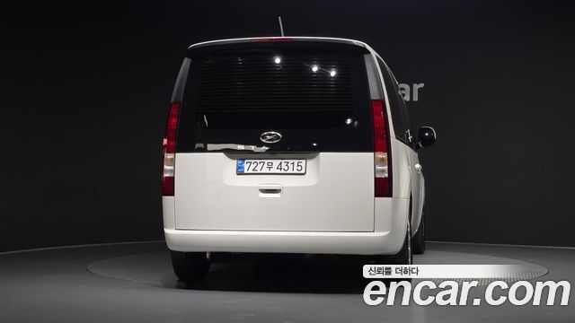 Hyundai Staria Tourer 11-Seater Modern 2022 — фото 4
