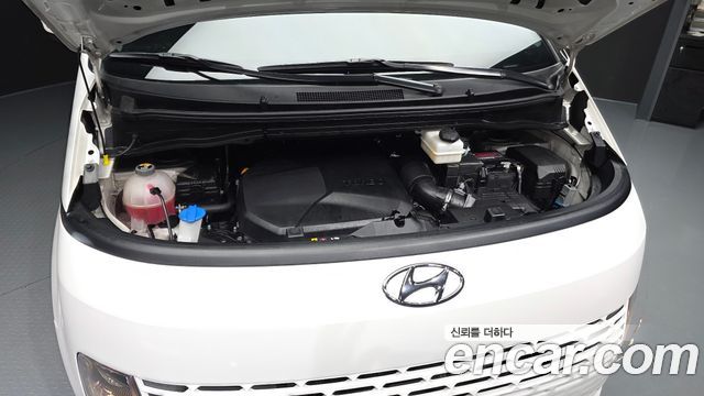 Hyundai Staria Tourer 11-Seater Modern 2022 — фото 6