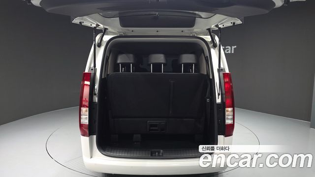 Hyundai Staria Tourer 11-Seater Modern 2022 — фото 20