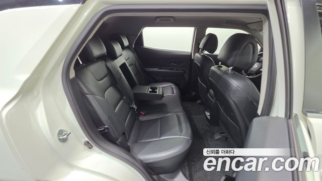 KG Mobility (SsangYong) Beautiful Korando Gasoline 1.5 2WD C5 Plus 2021 — фото 18