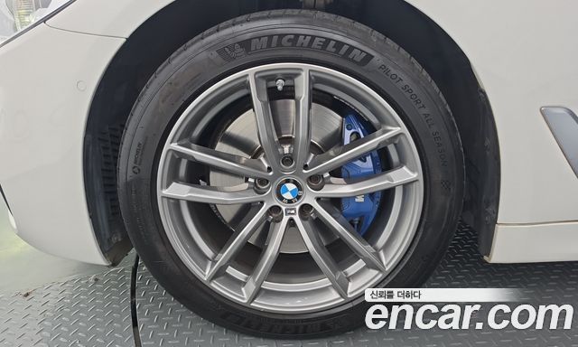 BMW 5 Series (G30) 530i M Sport Package Plus 2018 — фото 5