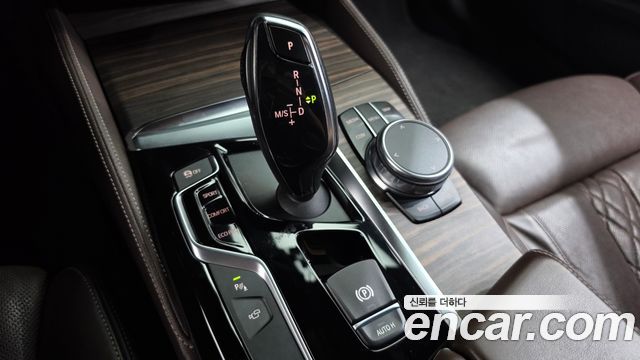BMW 5 Series (G30) 530i M Sport Package Plus 2018 — фото 9