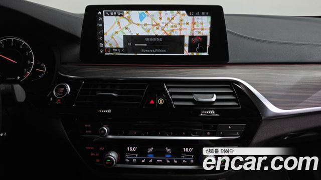 BMW 5 Series (G30) 530i M Sport Package Plus 2018 — фото 13
