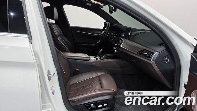 BMW 5 Series (G30) 530i M Sport Package Plus 2018 — фото 26