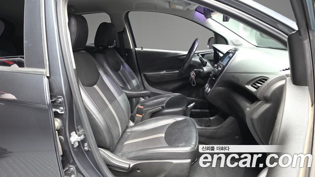 Chevrolet Spark LT 2019 — фото 11