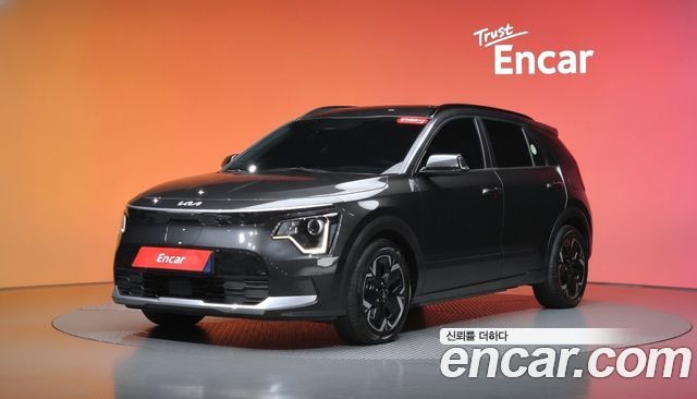 Kia Niro EV Air 2023 — фото 1