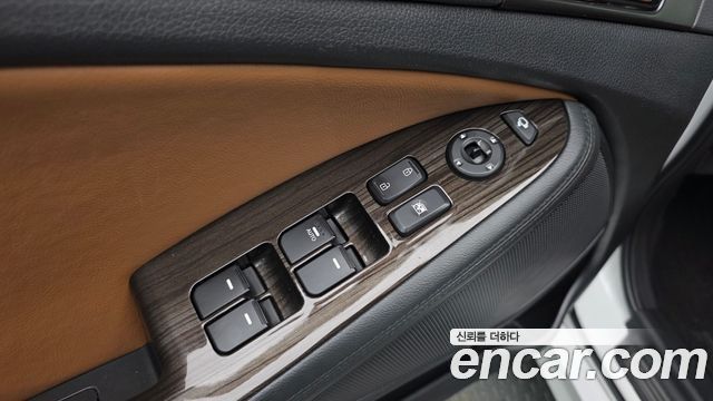 Kia K5 LPI Prestige 2013 — фото 11