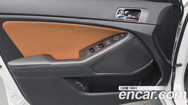 Kia K5 LPI Prestige 2013 — фото 24