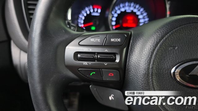 Kia K5 LPI Prestige 2013 — фото 32