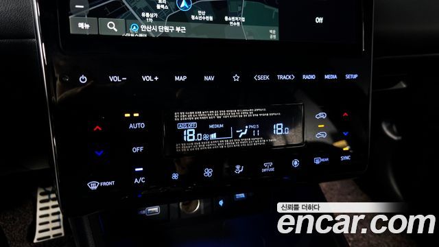 Hyundai Tucson (NX4) Gasoline 1.6 Turbo 2WD Inspiration 2021 — фото 31