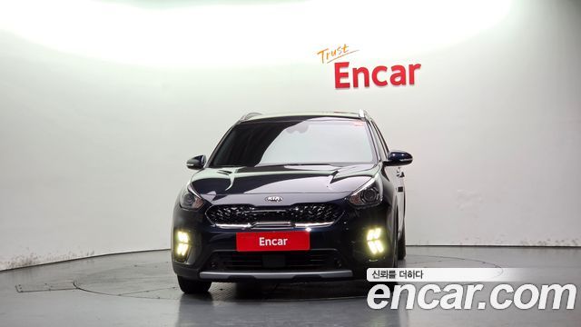 Kia Niro 1.6 HEV Prestige 2020 — фото 3