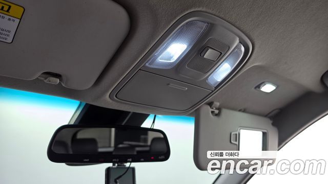 Kia Niro 1.6 HEV Prestige 2020 — фото 19