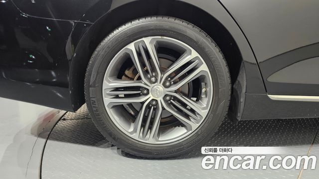 Hyundai Grandeur (IG) 3.0 Exclusive 2017 — фото 5