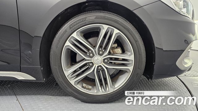 Hyundai Grandeur (IG) 3.0 Exclusive 2017 — фото 21