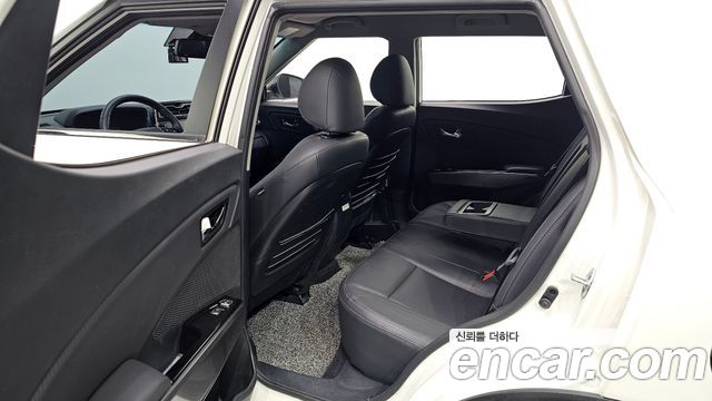 KG Mobility (SsangYong) Tivoli Air 1.5 A7 2WD 2023 — фото 12