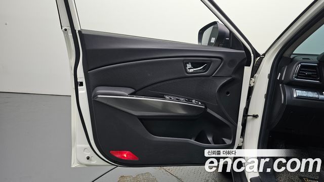 KG Mobility (SsangYong) Tivoli Air 1.5 A7 2WD 2023 — фото 24