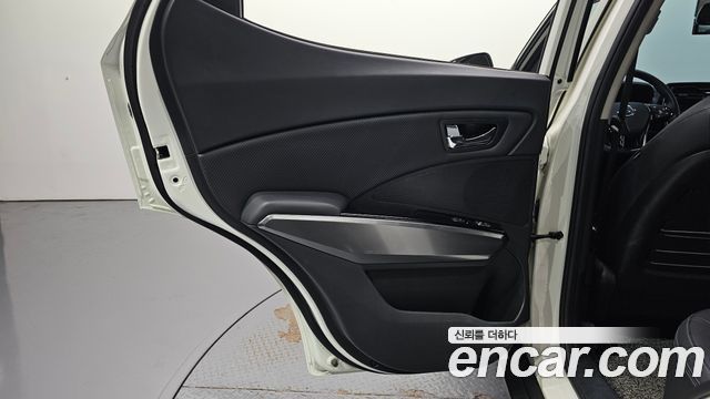 KG Mobility (SsangYong) Tivoli Air 1.5 A7 2WD 2023 — фото 25