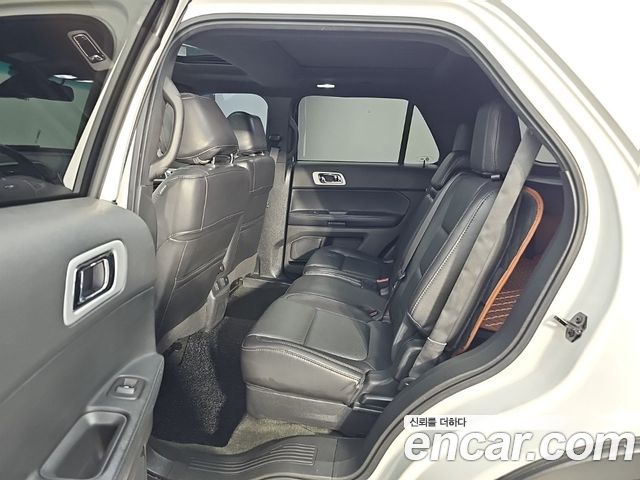 Ford Explorer 3.5 Limited 4WD 5th 2014 — фото 15