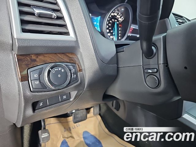 Ford Explorer 3.5 Limited 4WD 5th 2014 — фото 20