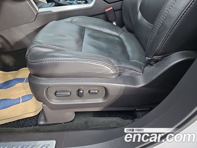 Ford Explorer 3.5 Limited 4WD 5th 2014 — фото 22