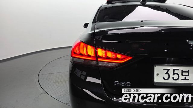 Genesis G80 3.3 GDI AWD Premium Luxury 2018 — фото 29