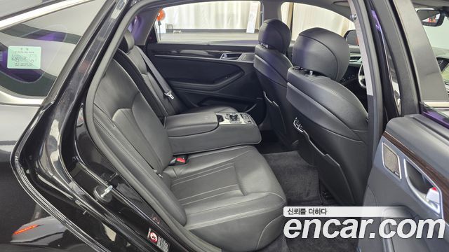 Genesis G80 3.3 GDI AWD Premium Luxury 2018 — фото 12