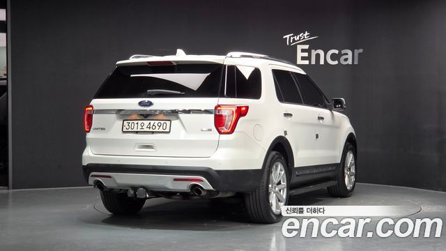 Ford Explorer 2.3 Limited 4WD 5th 2017 — фото 2