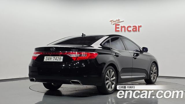 Hyundai Grandeur (HG) HG300 Premium 2015 — фото 2