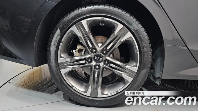 Kia K5 (III) 1.6 Turbo Noblesse 2021 — фото 21