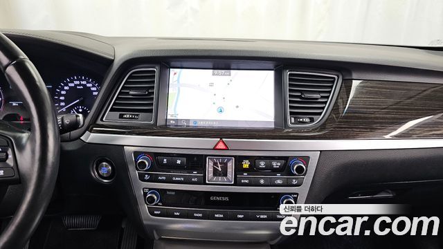 Genesis G80 3.3 GDI AWD Premium Luxury 2019 — фото 14