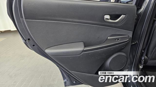 Hyundai Kona 1.6 Turbo 2WD Premium 2019 — фото 25