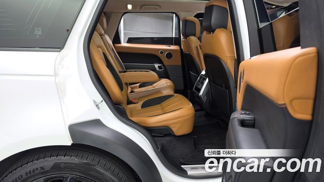 Land Rover Range Rover Sport (II) 3.0 SDV6 HSE Dynamic 2018 — фото 12