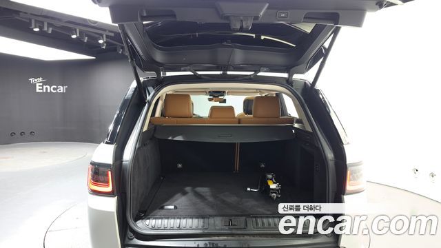 Land Rover Range Rover Sport (II) 3.0 SDV6 HSE Dynamic 2018 — фото 20