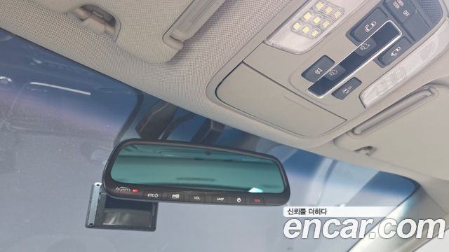 Kia Carnival 9-seater Noblesse 2015 — фото 18