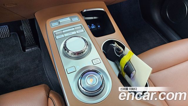 Genesis GV70 2.5T Gasoline 2WD 2023 — фото 9