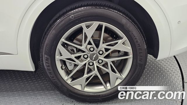 Genesis GV70 2.5T Gasoline 2WD 2023 — фото 21