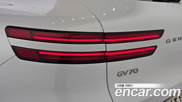 Genesis GV70 2.5T Gasoline 2WD 2023 — фото 23