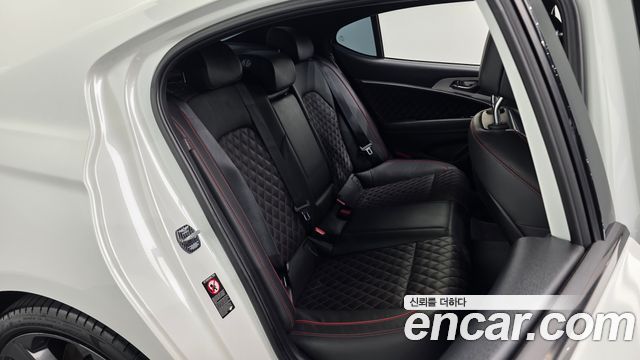 Genesis G70 2.0T Sport Package 2020 — фото 11