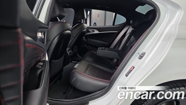 Genesis G70 2.0T Sport Package 2020 — фото 12