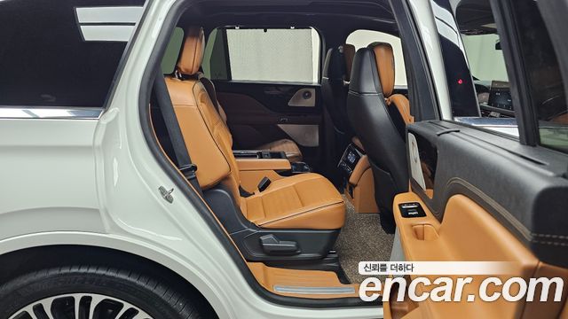 Lincoln Aviator (II) 3.0 Black Label AWD 2021 — фото 11