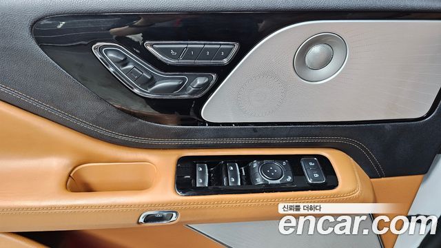 Lincoln Aviator (II) 3.0 Black Label AWD 2021 — фото 18