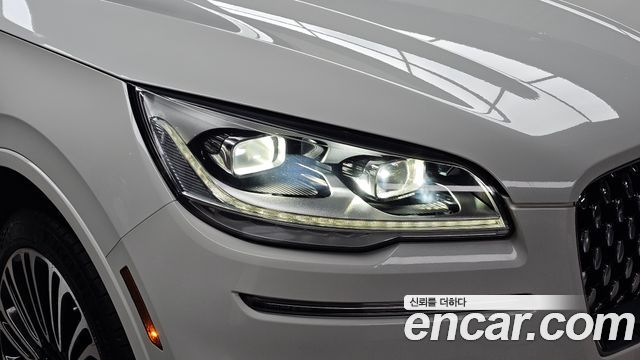 Lincoln Aviator (II) 3.0 Black Label AWD 2021 — фото 22