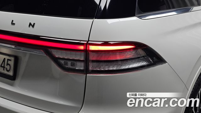 Lincoln Aviator (II) 3.0 Black Label AWD 2021 — фото 23