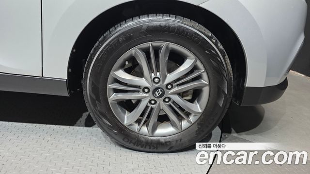 Hyundai Tucson ix Diesel(e-VGT) 2WD Smart special 2014 — фото 21