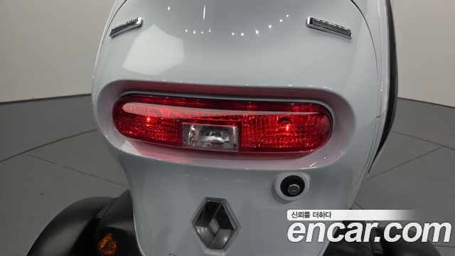 Renault Korea Twizy Cargo(1-seater+Trunk) 2018 — фото 23