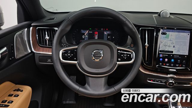 Volvo XC60 (II) B6 Ultimate Bright 2023 — фото 12
