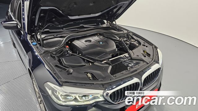 BMW 5 Series (G30) 530i M Sport Package Plus 2018 — фото 6